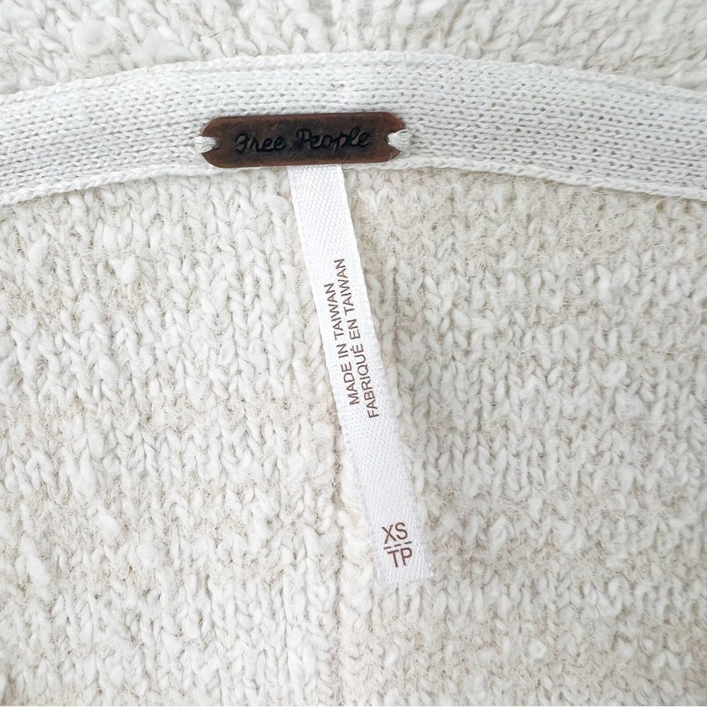 Free People Reverie Sweater
Size XS - Picture 7 of 10